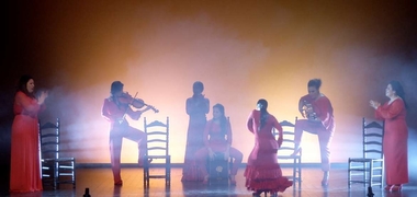 El espectáculo extremeño 'Mehstura' y su reivindicación de la mujer en el flamenco triunfan en el Festival de Nmes