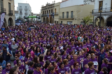 Más de 3.500 mujeres corren por la igualdad en la XI Carrera de la Mujer de Villanueva de la Serena