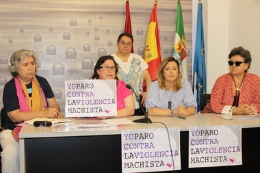 El Consejo de las Mujeres de Mérida invita a hacer paros en empresas e instituciones contra la violencia machista