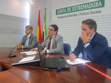 El Plan contra el Cáncer del SES pretende prevenir e investigar esta enfermedad, segunda causa de muerte en Extremadura