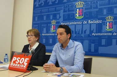 El PSOE asegura que el Ecoparque de Badajoz no tiene capacidad para albergar más basura 