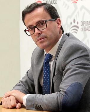 El presidente de la Diputación pronunciará una conferencia en el Ayuntamiento de Barcelona invitado por la FAEC