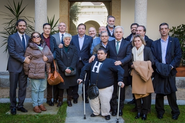 CERMI Extremadura repasa con Fernández Vara los avances y asignaturas pendientes en materia de discapacidad en la región