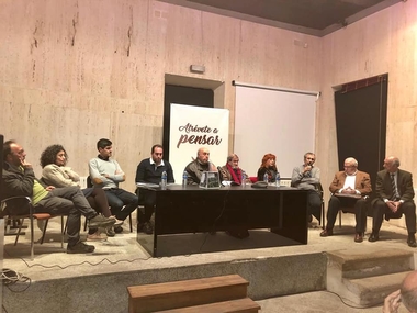 Fernández Vara alcanza un principio de acuerdo con Interior para enajenar las 90 viviendas de la Guardia Civil en Badajoz