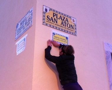 El círculo de feminismos de podemos Badajoz renombra las calles de la ciudad con nombres de mujeres