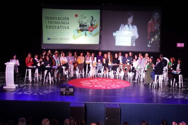 Educación premia 33 proyectos educativos de docentes y centros extremeños por su innovación y buenas prácticas