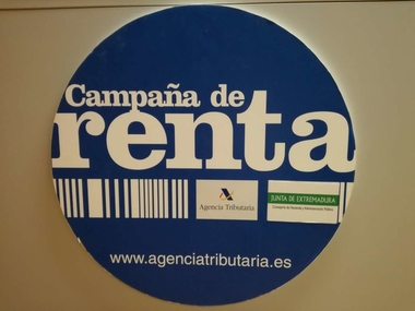 La Junta de Extremadura colabora en la Campaña de la Renta 2018 con 15 puestos de atención al contribuyente