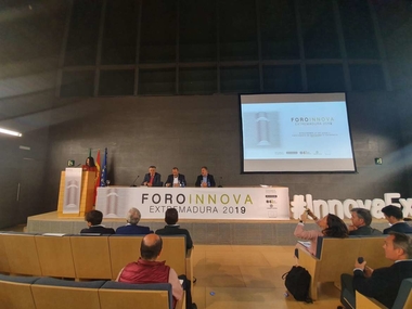 El consejero Rafael España apuesta por la bioeconomía como oportunidad para la modernización del tejido productivo regional