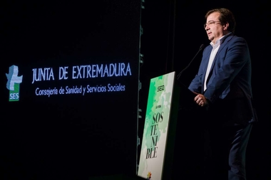 Fernández Vara destaca la apuesta de Extremadura por la sostenibilidad y las energías renovables