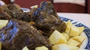 Táliga (Badajoz) celebra este fin de semana la primera ruta de la tapa de toro de lidia