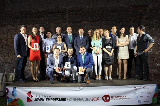 Manuel Díaz Sanz, Premio Joven Empresario 2016 en la gala de Aje ...