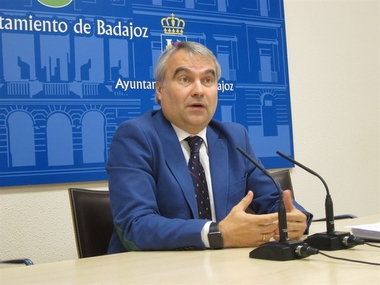 El alcalde de Badajoz señala que 