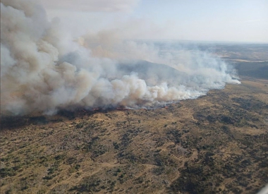 El incendio en Alburquerque continúa activo y con el nivel 1 de peligrosidad